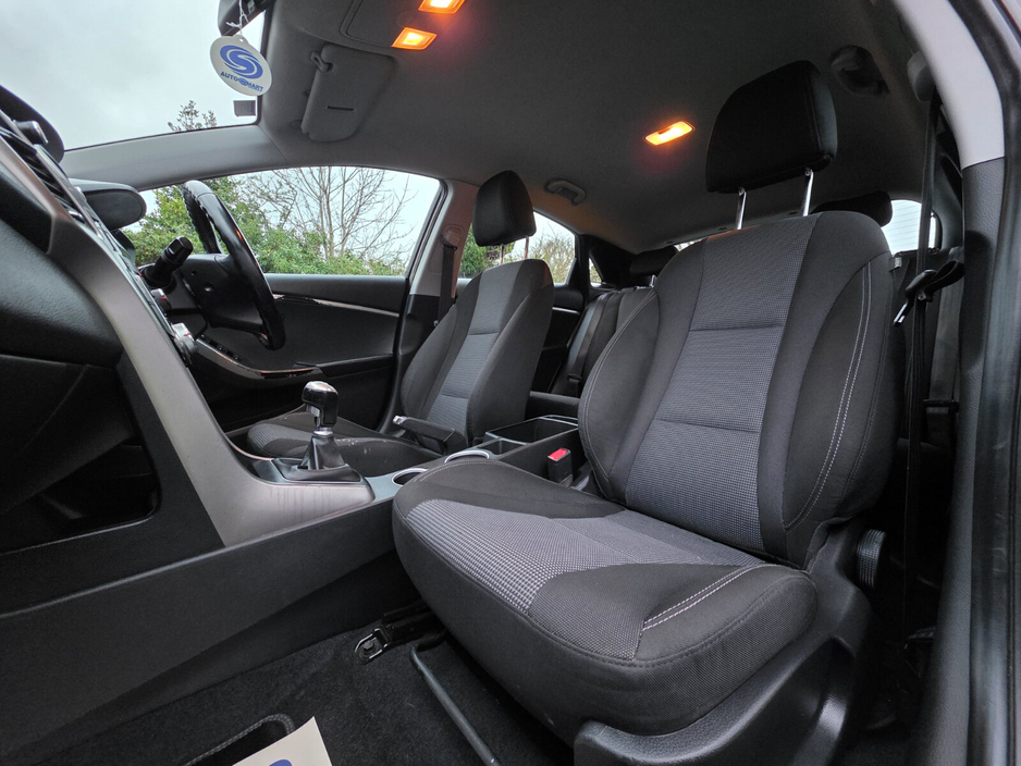 2014 Hyundai i30 1.4L Petrol Classic with Bluetooth €7,990