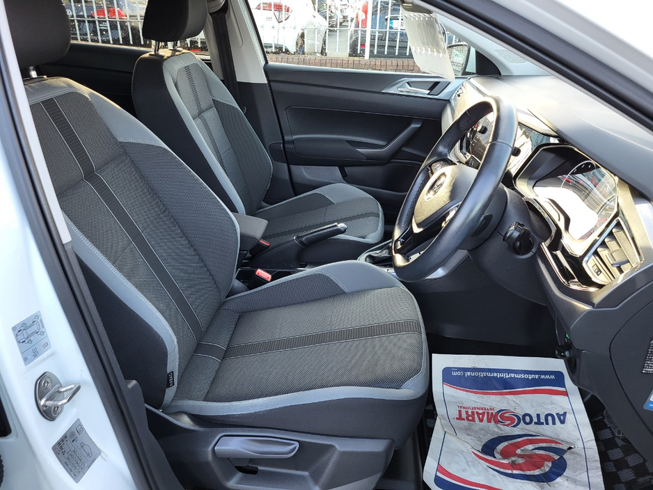 2019 Volkswagen Polo - image 14
