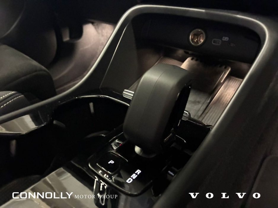 2023 Volvo XC40 BEV 231hp Ultimate €249pm €30,995