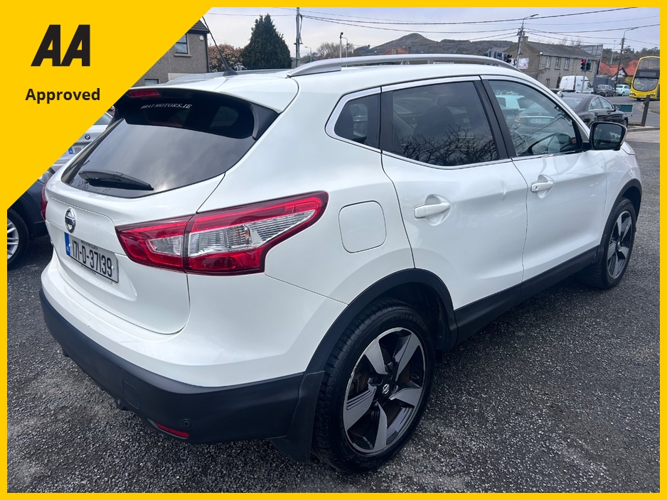 2017 Nissan Qashqai - image 17