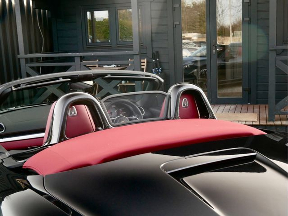 2026 Porsche Boxster - image 19