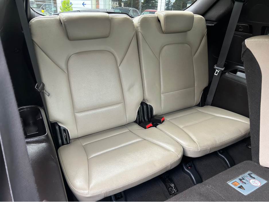 2018 Hyundai Santa Fe - image 11