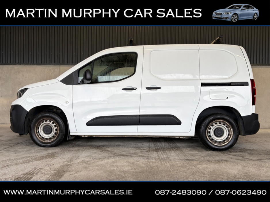 2019 Peugeot Partner - image 3