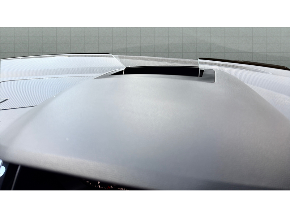 2018 Volkswagen Tiguan - image 14