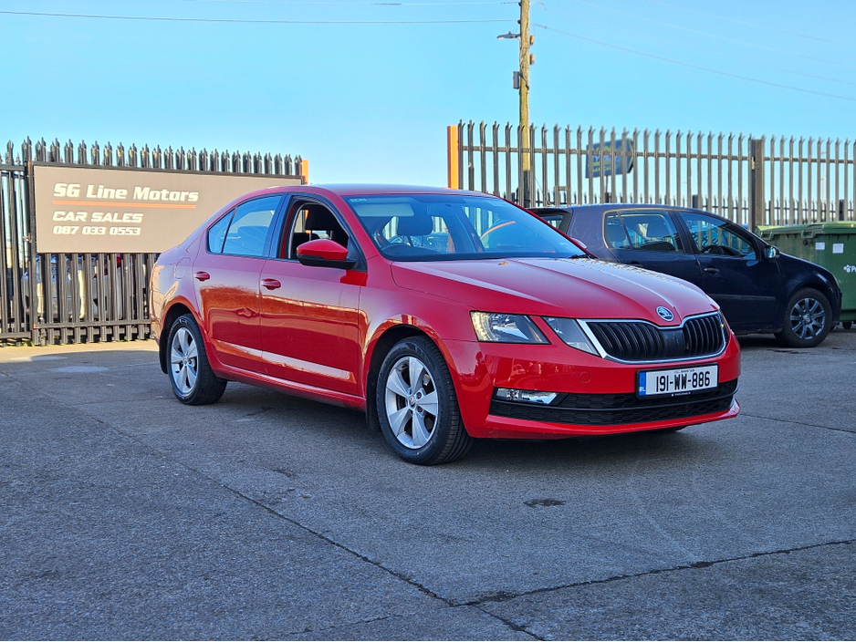 2019 Skoda Octavia - image 7
