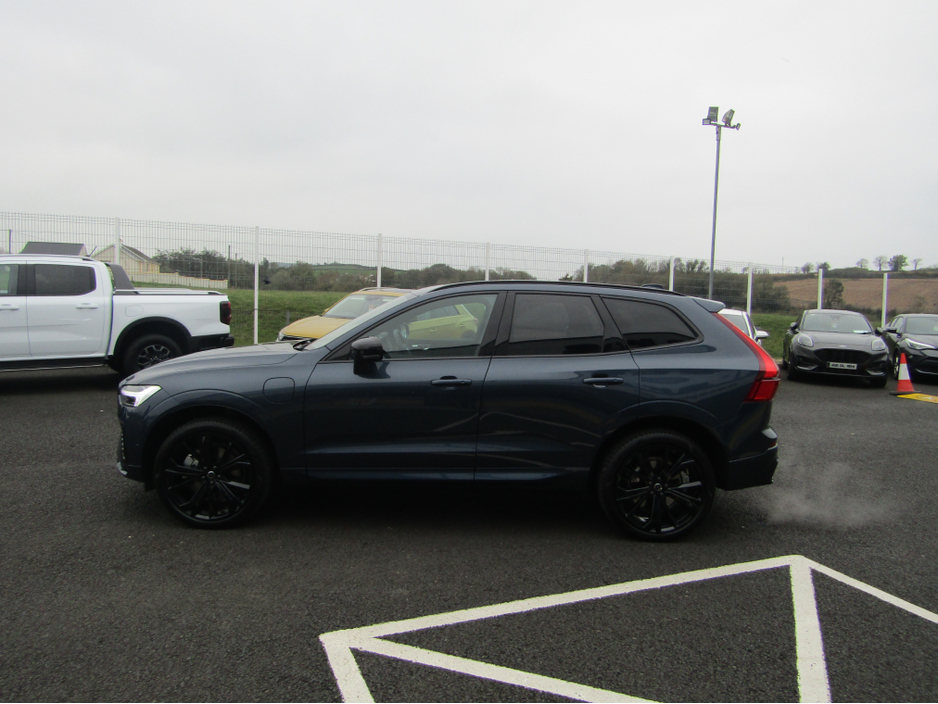 2026 Volvo XC60 - image 7