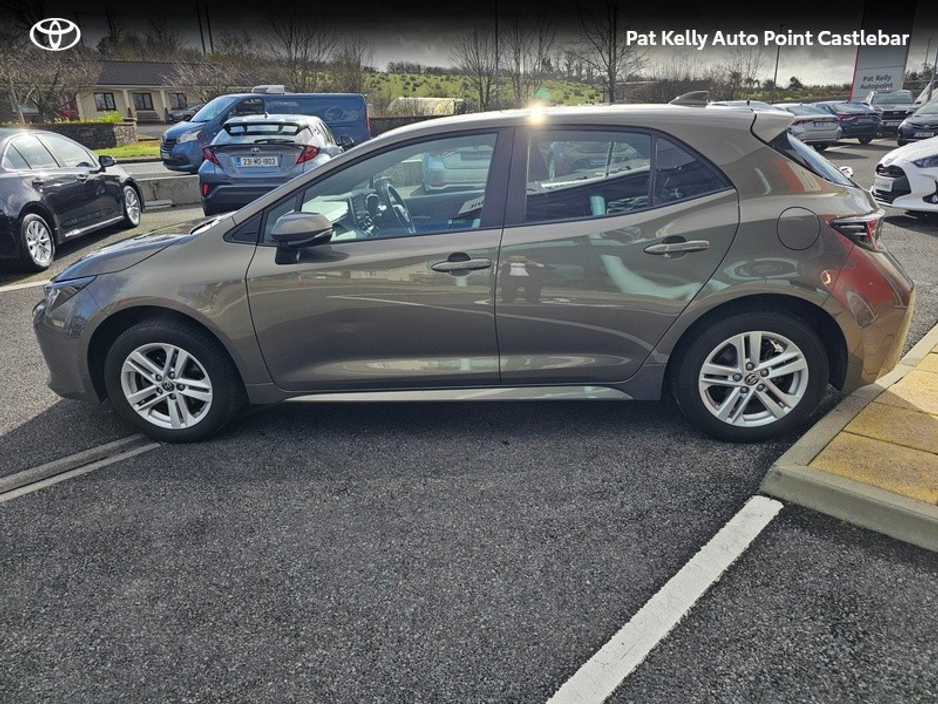 2023 Toyota Corolla - image 16