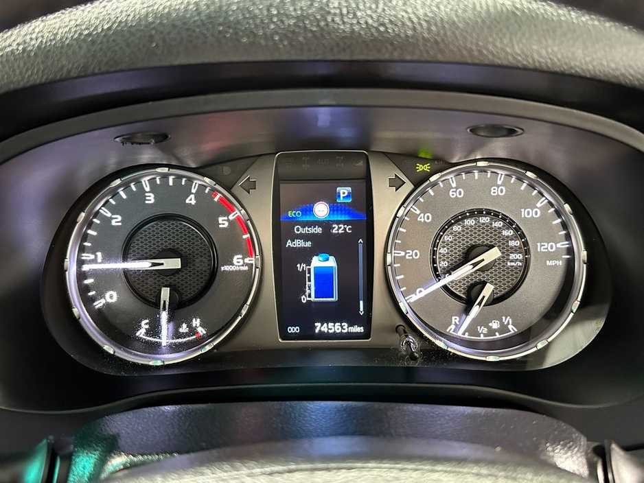 2022 Toyota Hilux Invincible 2.4 D4D Auto Double Cab €36,800