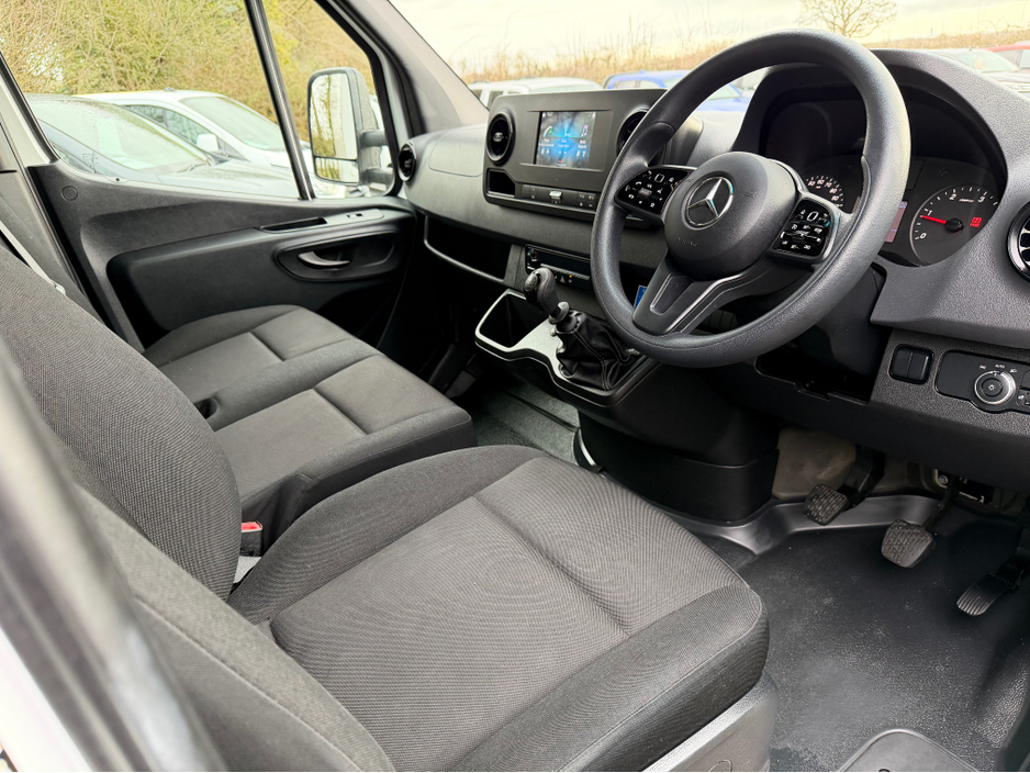 2024 Mercedes-Benz Sprinter - image 6