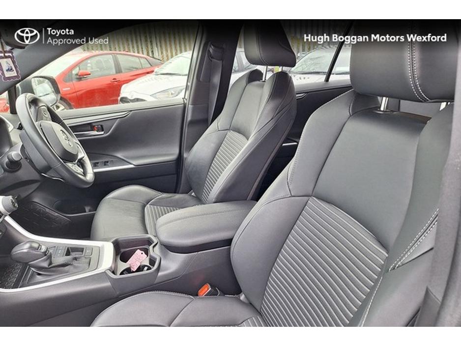 2022 Toyota Rav4 - image 15