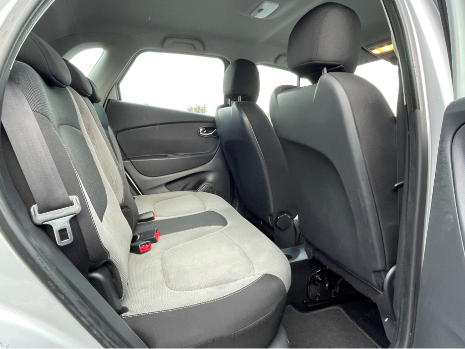 2015 Renault Captur - image 15