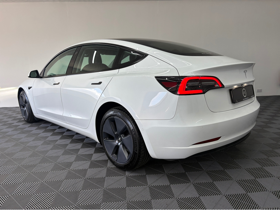 2022 Tesla Model 3 - image 16