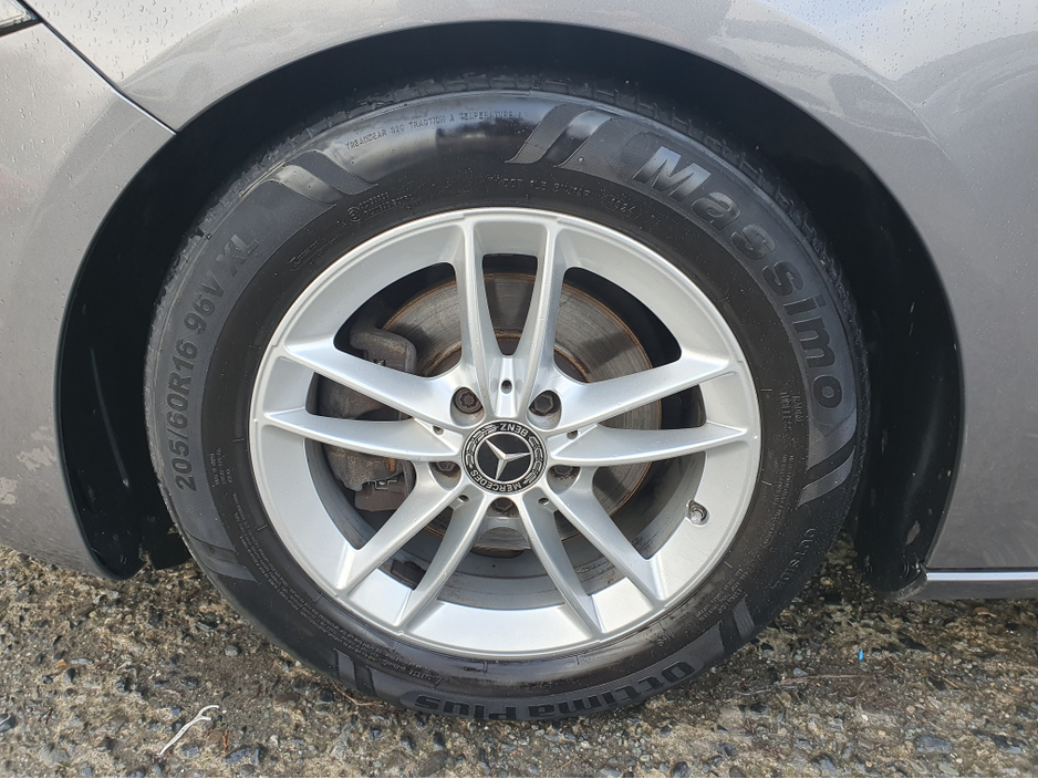 2019 Mercedes-Benz A Class SE EXECUTIVE A180D 1.5D 115BHP AUTOMATIC NCT 02/28 FINANCE AVAILABLE @ €90 PER WEEK 2 KEYS/ HALF LEATHER/ REVERSE CAMERA/ MERCEDES COMMAND SYSTEM/ HISTORY CHECKED €19,900