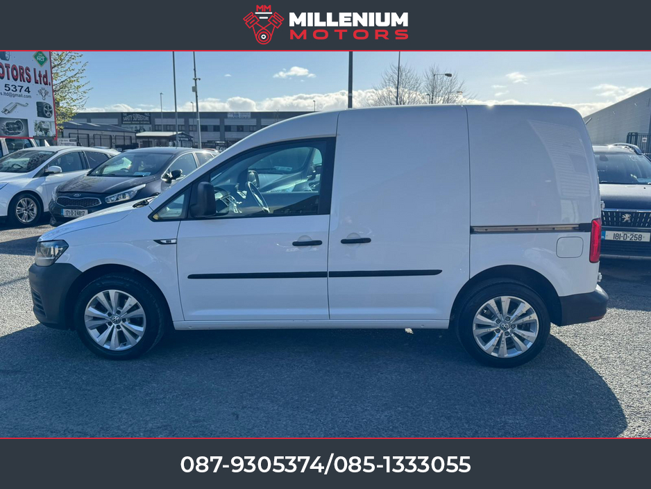 2018 Volkswagen Caddy - image 5