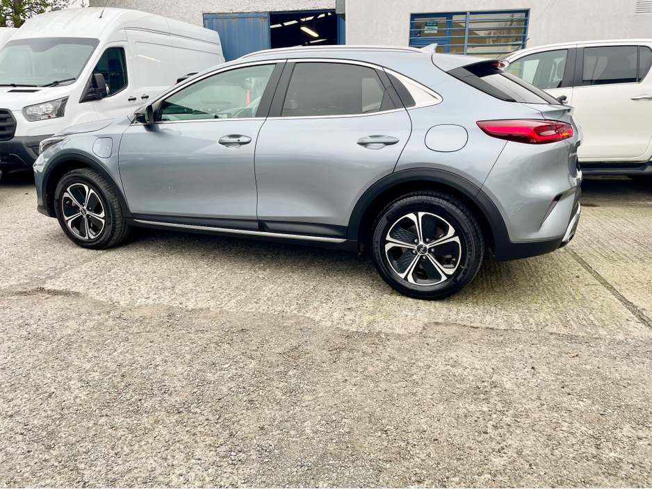 2024 Kia XCeed - image 30