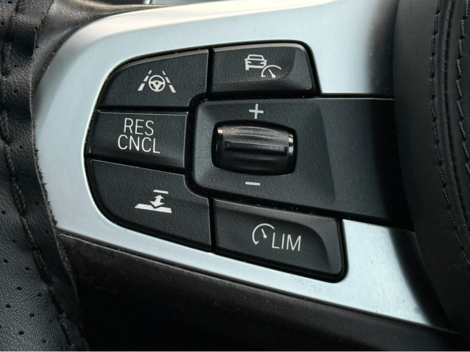 2017 BMW 5 Series M-SPORTS SUNROOF HUGE SPEC // STUNNING CAR €26,950