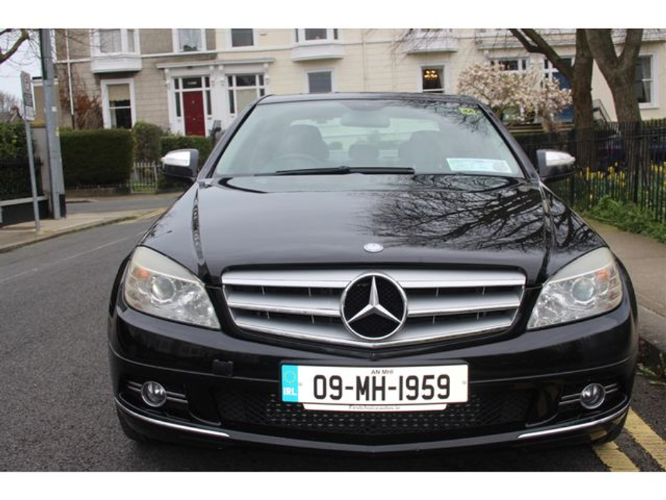2009 Mercedes-Benz C Class - image 4