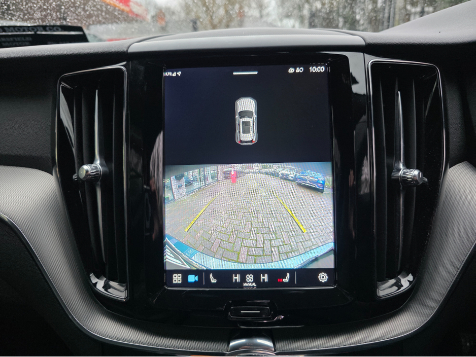 2023 Volvo XC60 2.0 B4 PLUS DARK AUTO. HUGE SPEC. FINANCE ARRANGED. SIMI. AA APPROVED. €42,950