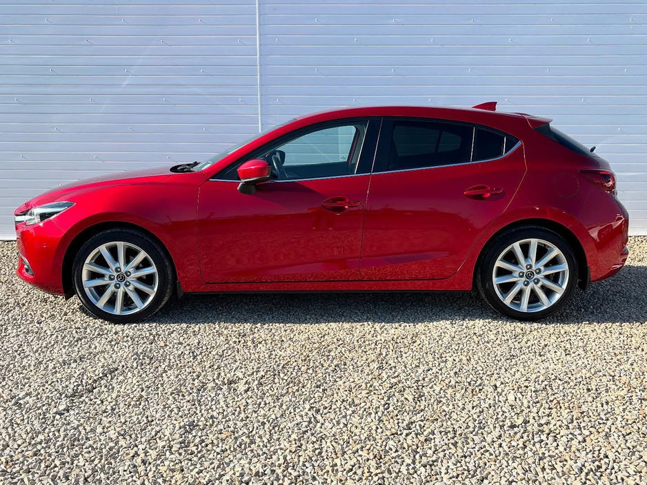 2017 Mazda Mazda3 - image 3