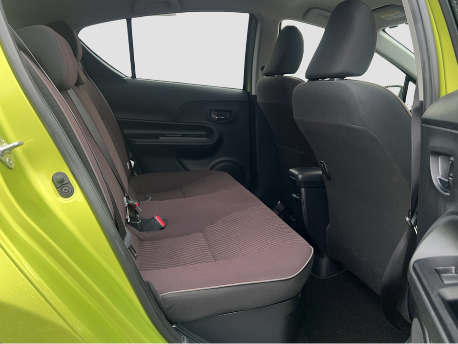 2017 Toyota Aqua 2017 Toyota Aqua 1.5 Self Charging Hybrid €10,950