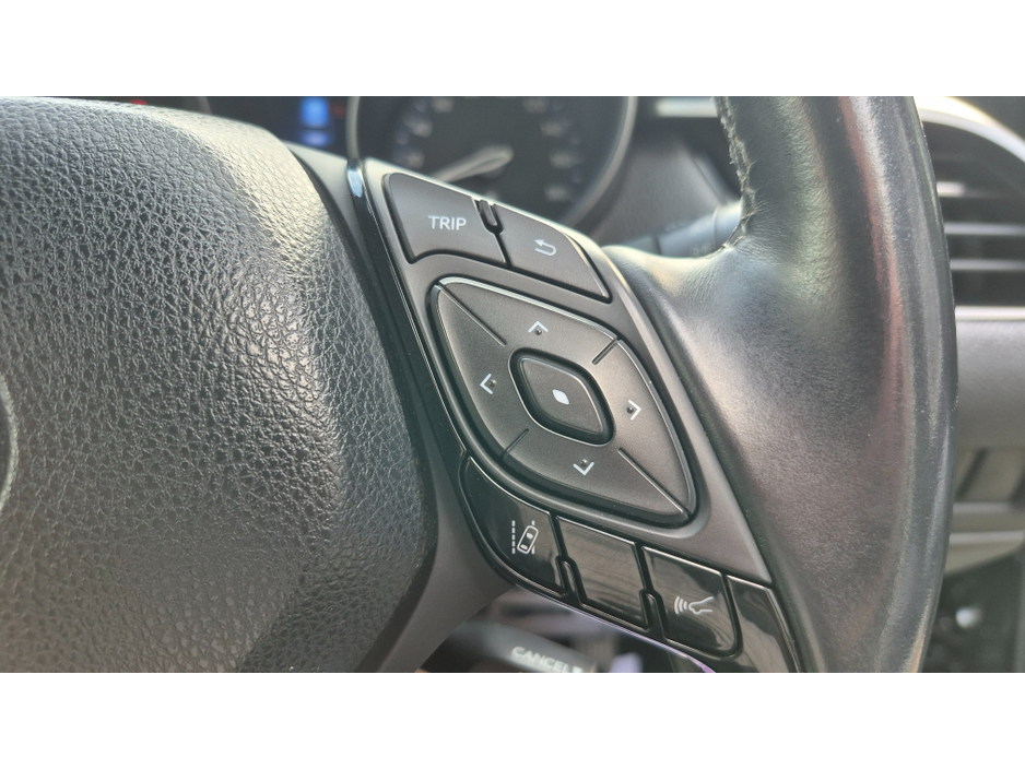 2019 Toyota C-HR - image 19