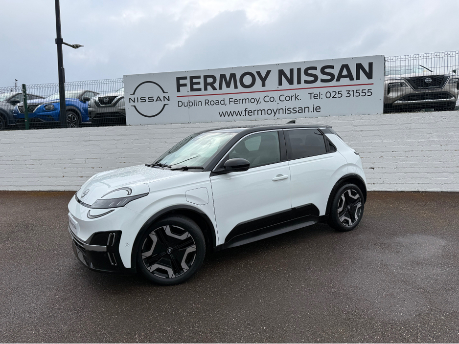 2026 Nissan Micra - image 4