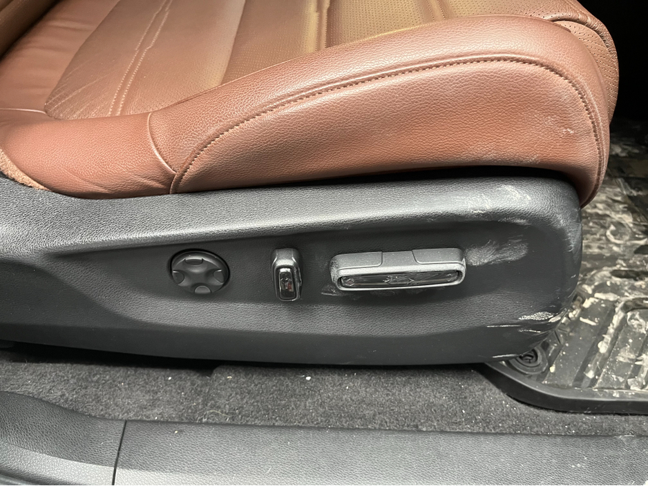 2019 Honda CR-V €27950 2019 HONDA CR-V EX MASTERPIECE 2.0 AUTOMATIC / CRUISE CONTROL / REVERSE CAMERA / ELECTRIC MEMORY & HEATED SEATS / HEATED REAR SEATS / PADDLE SHIFTERS €27,950