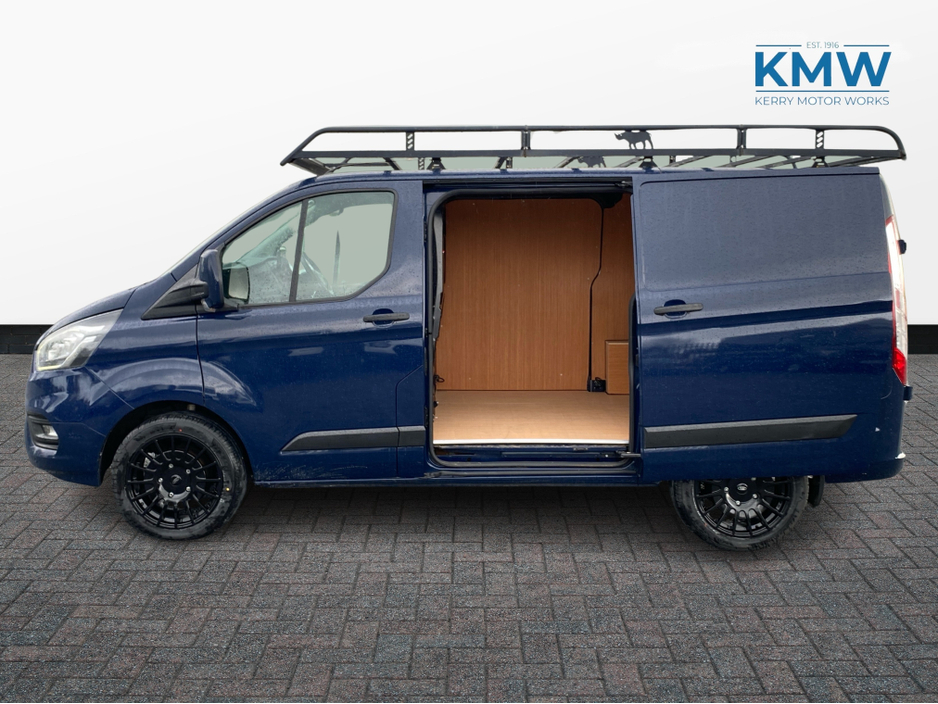 2021 Ford Transit Custom - image 4