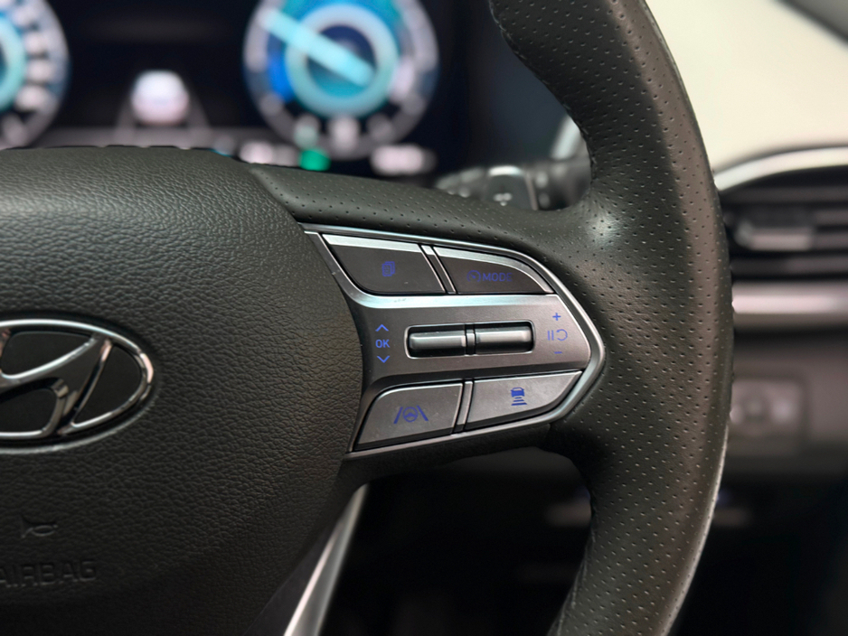 2022 Hyundai Santa Fe 1.6 PHEV *7 SEATER* €39,990