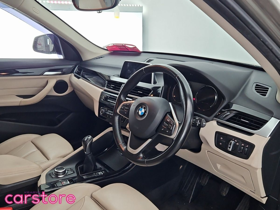 2018 BMW X1 - image 9