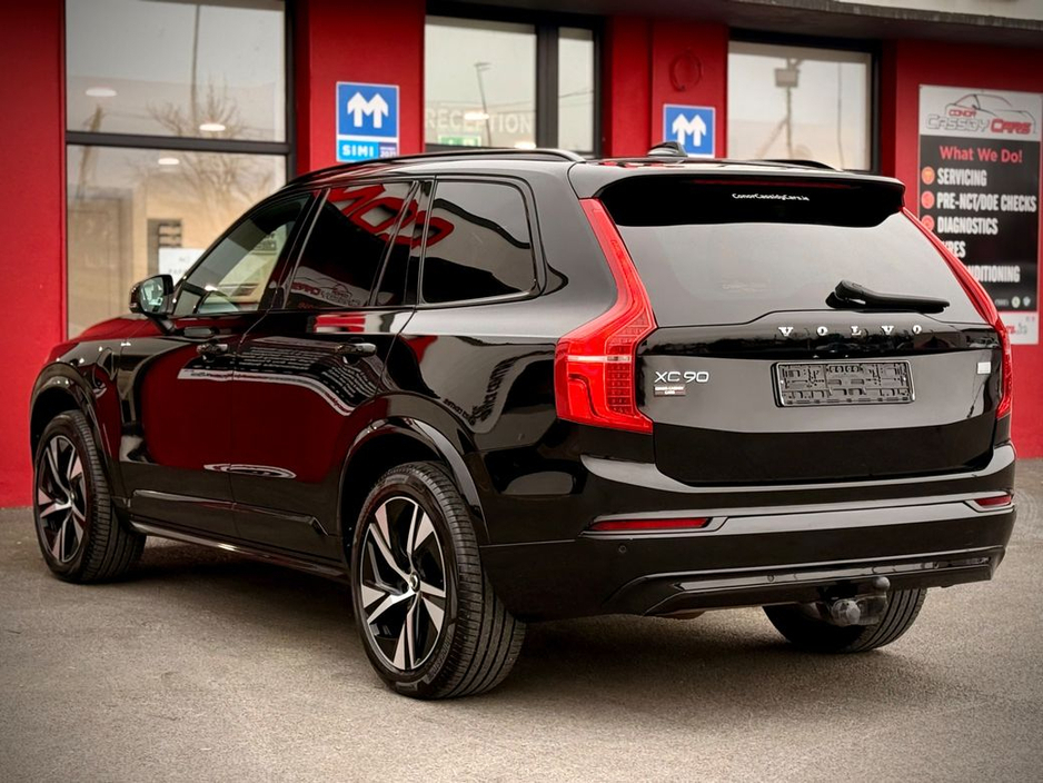 2022 Volvo XC90 - image 7