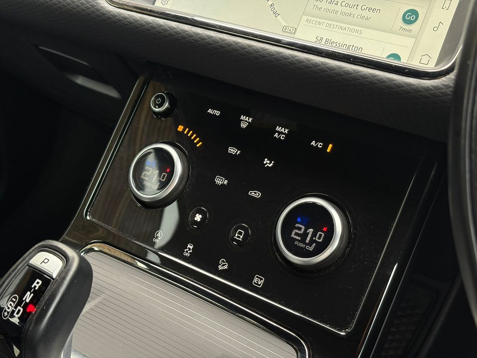 2022 Land Rover Range Rover Evoque - image 19