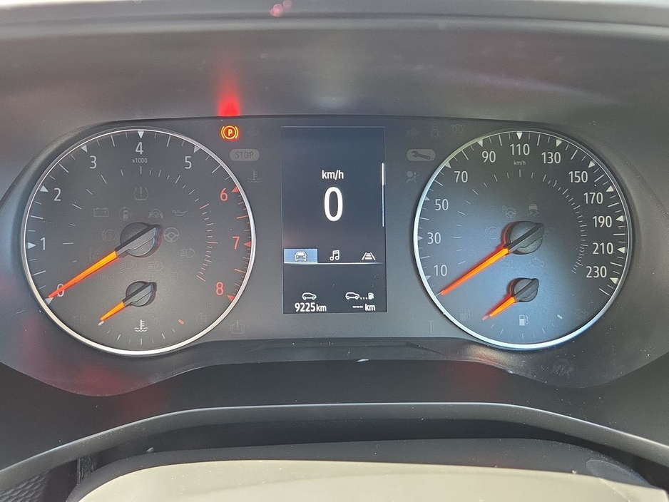 2023 Renault Arkana - image 13