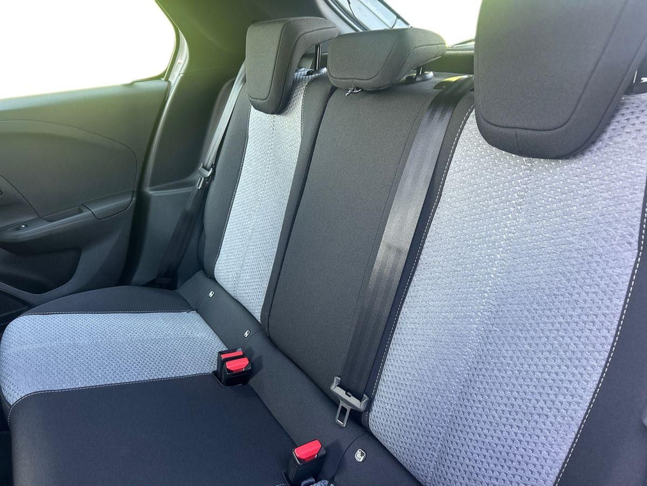 2025 Opel Corsa - image 10