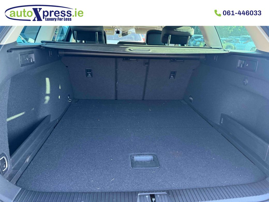 2020 Volkswagen Passat - image 8