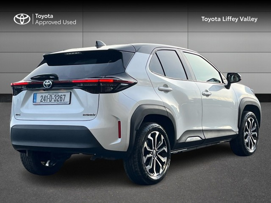 2024 Toyota Yaris Cross YARIS CROSS LUNA SPORT €30,950