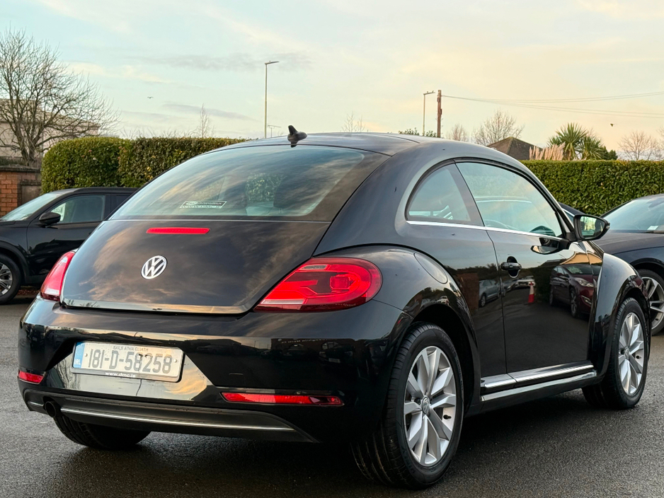 2018 Volkswagen Beetle - image 5