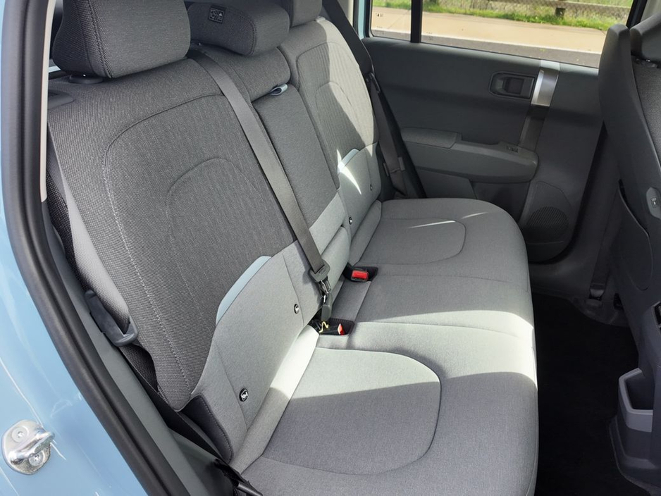 2026 Kia EV3 - image 10