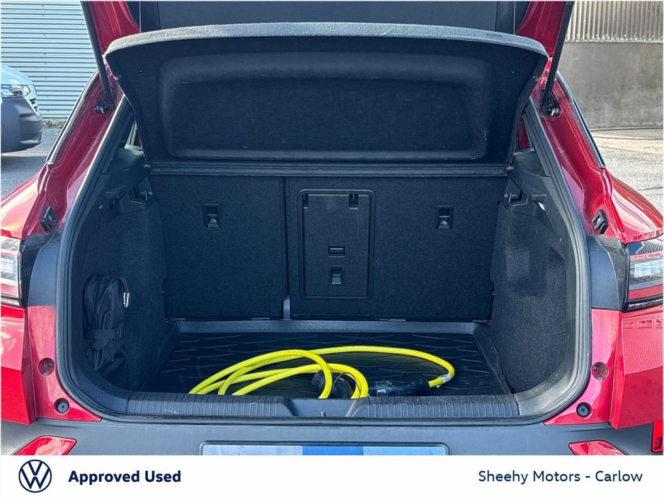 2023 Volkswagen ID.4 - image 10