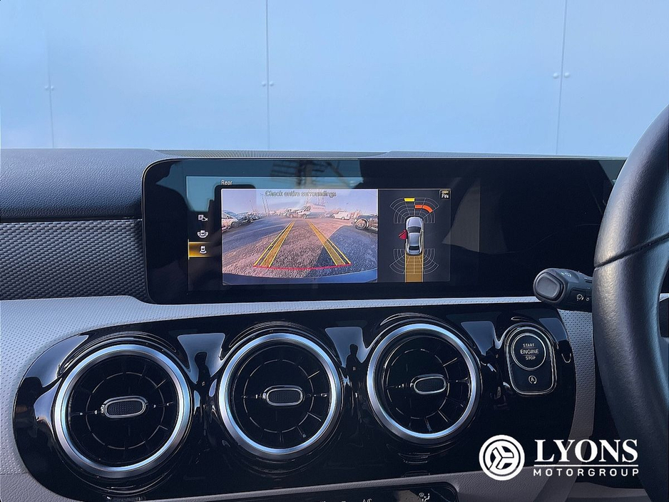 2022 Mercedes-Benz A Class A 180 d A/T Saloon Progressive €28,950