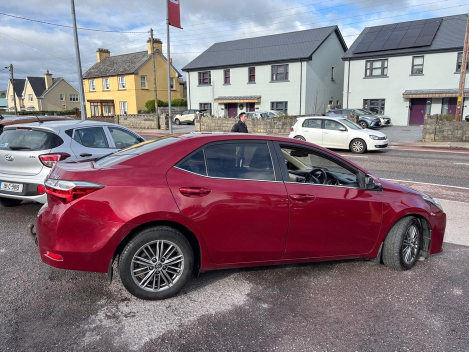 2017 Toyota Corolla - image 6