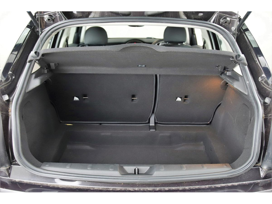 2016 MINI Hatch 1.5 AUTO 5DR *CARPLAY*ANDROID AUTO*1 YEARS WARRANTY* €15,890