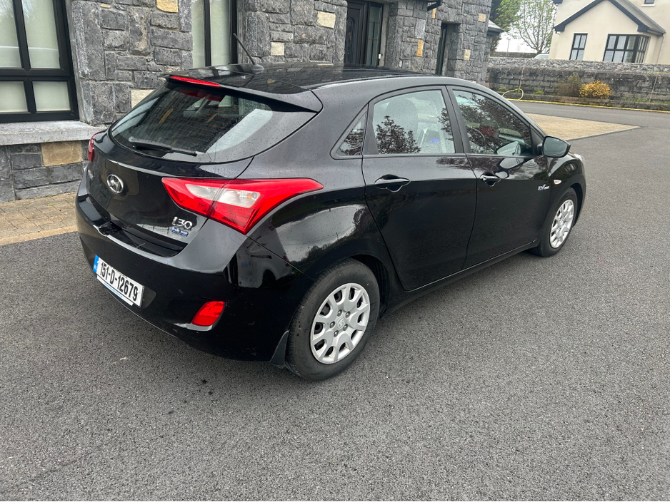 2015 Hyundai i30 - image 4