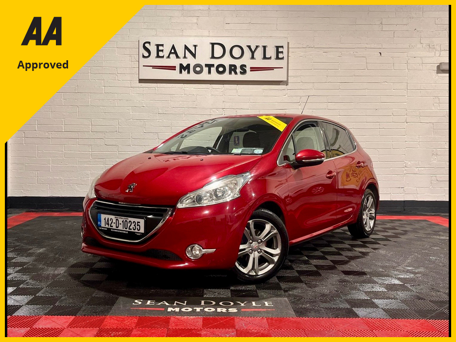 2014 Peugeot 208 - image 3