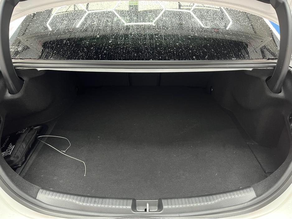 2024 Mercedes-Benz C Class €54950 2024 MERCEDES-BENZ C350E AMG-LINE 2.0 AUTOMATIC / CRUISE CONTROL / 360­° PARKING CAMERA / ELECTRIC MEMORY & HEATED SEATS / PADDLE SHIFTERS / PANORAMIC SUNROOF / AMBIENT LIGHTS €54,950