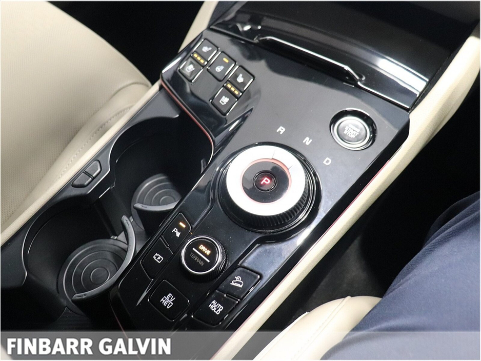 2023 Kia Sportage - image 17