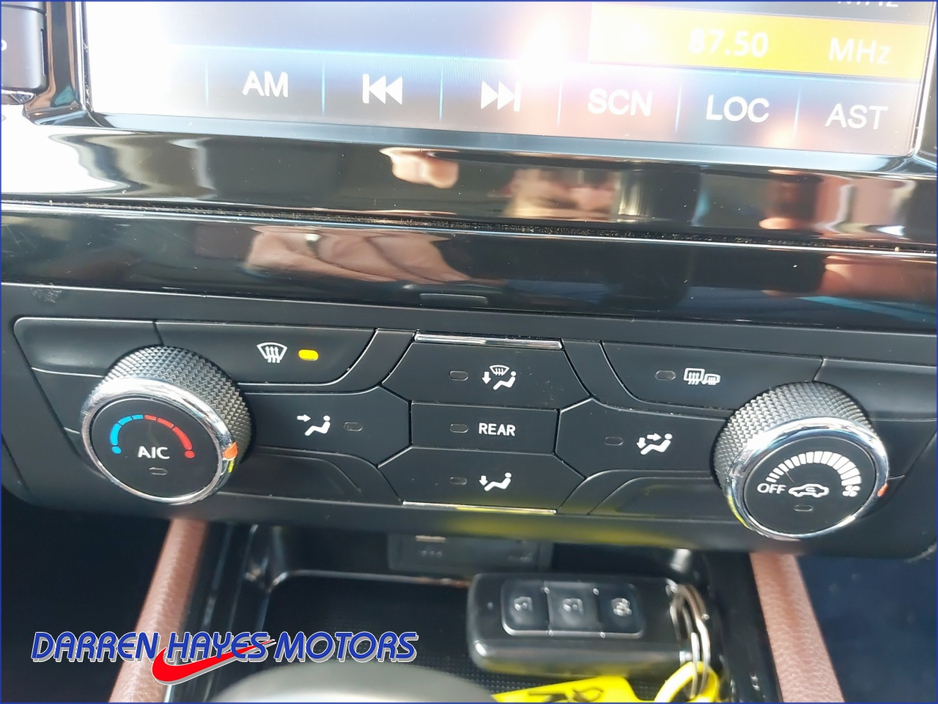 2023 DFSK GLORY 580 - image 17