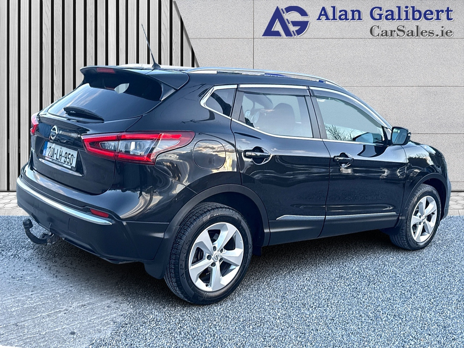 2020 Nissan Qashqai 1.5 DSL SE Glass Roof €86 PW €17,995