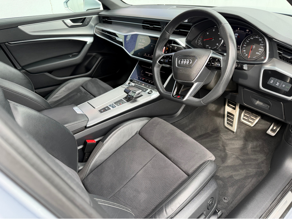 2022 Audi A6 - image 7