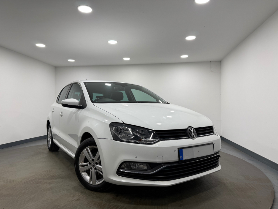 2017 Volkswagen Polo - image 5
